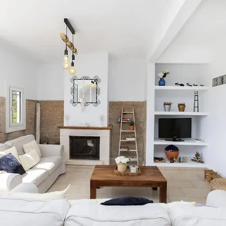Casa Canyet Con Piscina A Un Paso De Barcelona Y La Playa Badalona Exterior photo