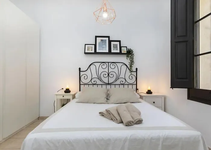 Casa Canyet Con Piscina A Un Paso De Barcelona Y La Playa